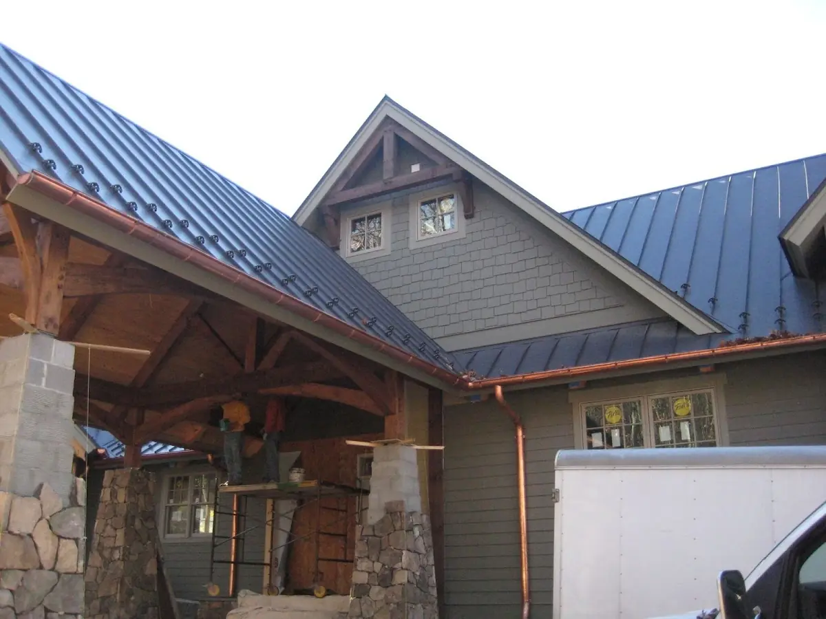 Craftsman Roofing team delivering quality roofing work in Shady Lawn Manor